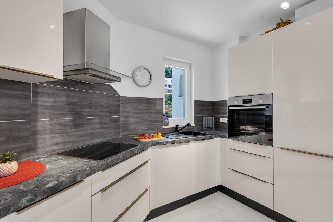 Apartment Navis, Sea View Makarska Exterior foto
