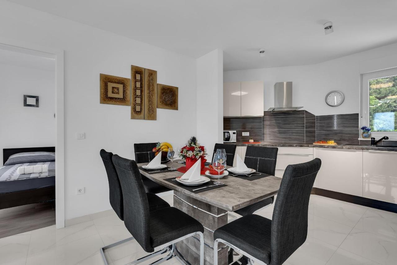 Apartment Navis, Sea View Makarska Exterior foto